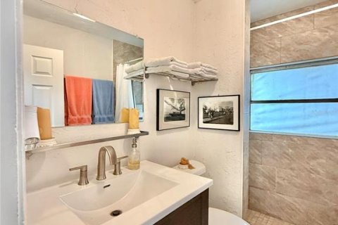 Villa ou maison à vendre à Sarasota, Floride: 3 chambres, 148.64 m2 № 1898880 - photo 19