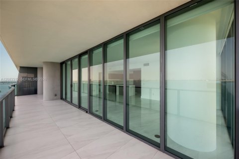 Copropriété à louer à Miami, Floride: 3 chambres, 151.8 m2 № 2352019 - photo 6