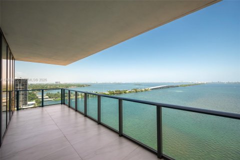 Copropriété à louer à Miami, Floride: 3 chambres, 151.8 m2 № 2352019 - photo 4