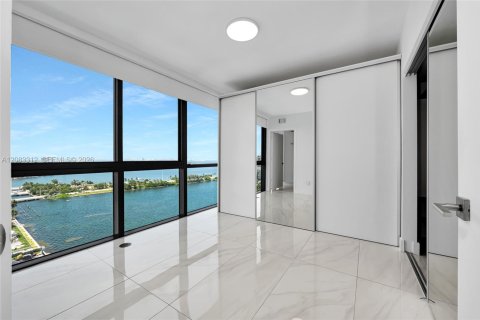 Copropriété à louer à Miami, Floride: 3 chambres, 151.8 m2 № 2352019 - photo 25
