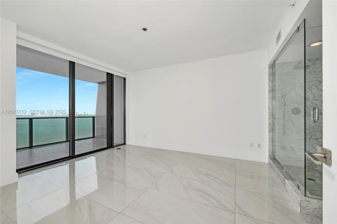 Copropriété à louer à Miami, Floride: 3 chambres, 151.8 m2 № 2352019 - photo 17