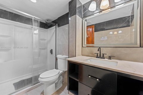 Townhouse in Miami, Florida 2 bedrooms, 111.48 sq.m. № 2047235 - photo 13