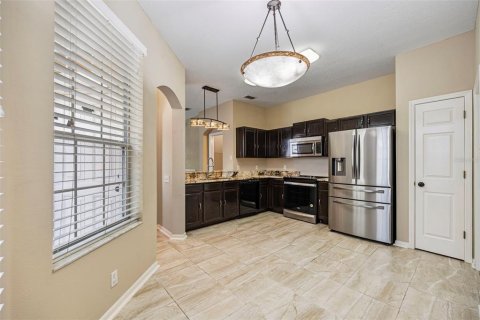Touwnhouse à vendre à Tampa, Floride: 2 chambres, 157.19 m2 № 1845080 - photo 8