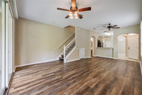 Touwnhouse à vendre à Tampa, Floride: 2 chambres, 157.19 m2 № 1845080 - photo 5