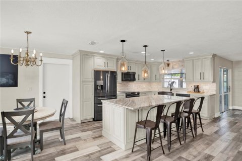Casa en venta en Winter Park, Florida, 4 dormitorios, 175.68 m2 № 1824664 - foto 5