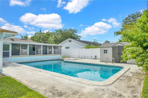 Casa en venta en Winter Park, Florida, 4 dormitorios, 175.68 m2 № 1824664 - foto 26