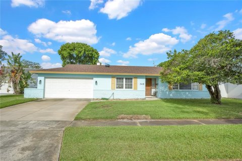 Casa en venta en Winter Park, Florida, 4 dormitorios, 175.68 m2 № 1824664 - foto 3