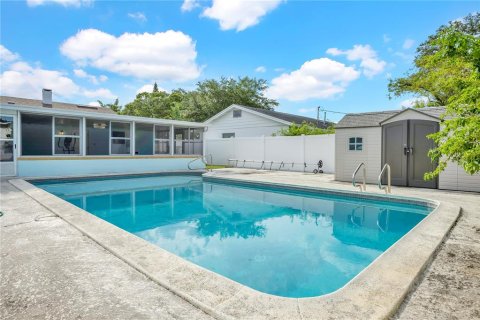 Casa en venta en Winter Park, Florida, 4 dormitorios, 175.68 m2 № 1824664 - foto 27