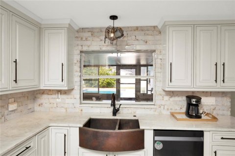 Casa en venta en Winter Park, Florida, 4 dormitorios, 175.68 m2 № 1824664 - foto 12