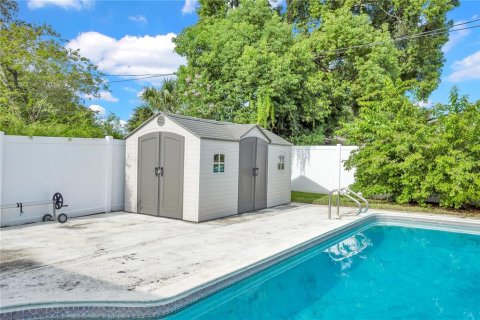 Casa en venta en Winter Park, Florida, 4 dormitorios, 175.68 m2 № 1824664 - foto 25