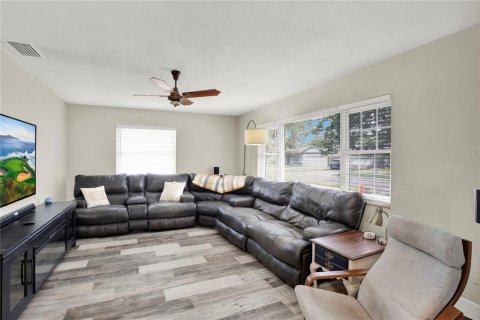Casa en venta en Winter Park, Florida, 4 dormitorios, 175.68 m2 № 1824664 - foto 9