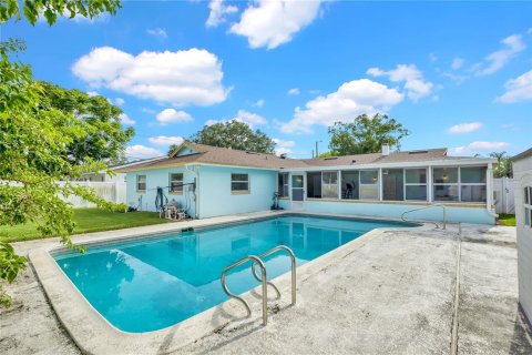 Casa en venta en Winter Park, Florida, 4 dormitorios, 175.68 m2 № 1824664 - foto 2