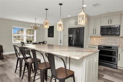 Casa en venta en Winter Park, Florida, 4 dormitorios, 175.68 m2 № 1824664 - foto 10