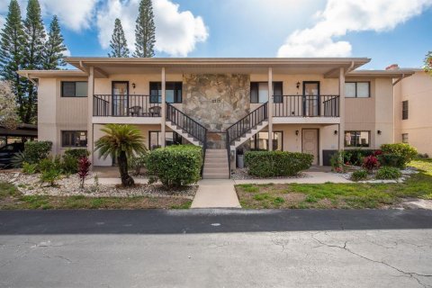 Condominio en alquiler en Port Richey, Florida, 2 dormitorios, 122.63 m2 № 1919269 - foto 1