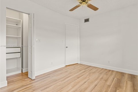 Condominio en venta en Sunrise, Florida, 2 dormitorios, 78.97 m2 № 1981788 - foto 6