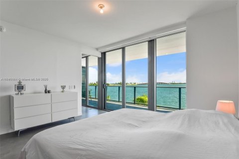 Купить кондоминиум в Майами, Флорида 2 спальни, 101.08м2, № 1942992 - фото 13