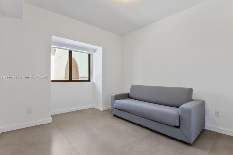 Купить кондоминиум в Майами, Флорида 2 спальни, 101.08м2, № 1942992 - фото 22