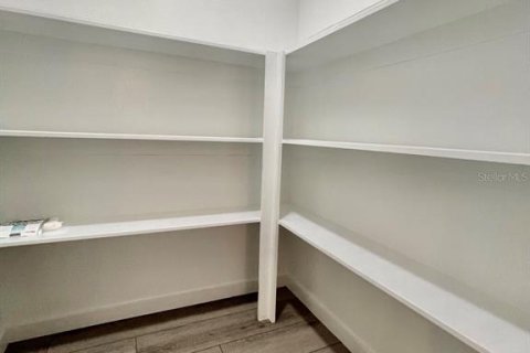 Casa en alquiler en Tampa, Florida, 3 dormitorios, 139.73 m2 № 1915681 - foto 13