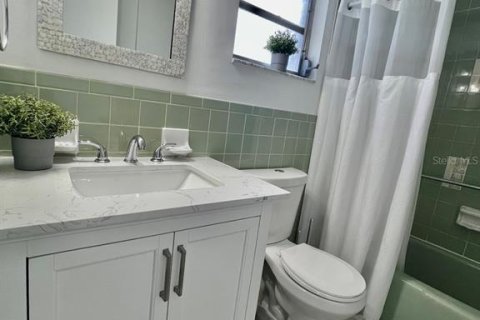 Casa en alquiler en Tampa, Florida, 3 dormitorios, 139.73 m2 № 1915681 - foto 16