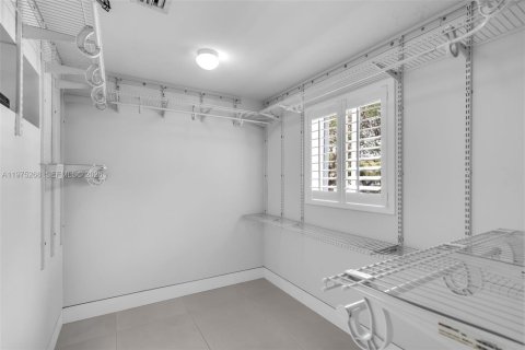 Casa en venta en Miami, Florida, 3 dormitorios, 131.18 m2 № 2041077 - foto 23
