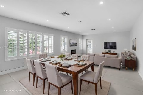 Casa en venta en Miami, Florida, 3 dormitorios, 131.18 m2 № 2041077 - foto 11