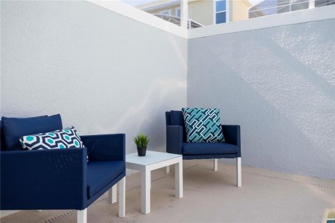 Touwnhouse à vendre à Davenport, Floride: 5 chambres, 201.41 m2 № 1778416 - photo 13