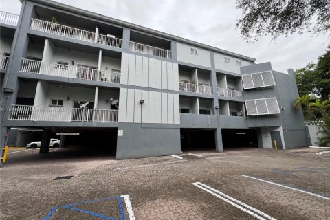 Снять в аренду кондоминиум в Майами, Флорида 1 спальня, 58.25м2, № 1859102 - фото 13