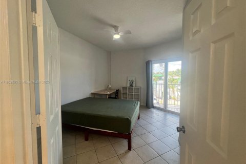 Снять в аренду кондоминиум в Майами, Флорида 1 спальня, 58.25м2, № 1859102 - фото 11