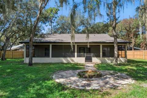 House in Chuluota, Florida 3 bedrooms, 121.61 sq.m. № 2356120 - photo 25