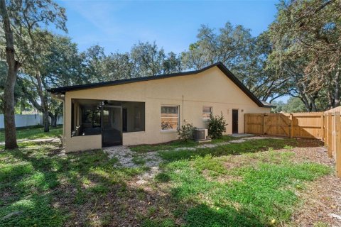 House in Chuluota, Florida 3 bedrooms, 121.61 sq.m. № 2356120 - photo 30