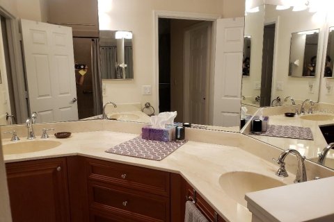 Townhouse in Punta Gorda, Florida 3 bedrooms, 152.73 sq.m. № 1684621 - photo 10