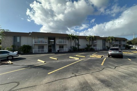 Condominio en alquiler en Fort Myers, Florida, 1 dormitorio, 60.39 m2 № 1866092 - foto 20