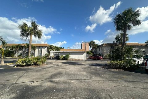 Condominio en alquiler en Fort Myers, Florida, 1 dormitorio, 60.39 m2 № 1866092 - foto 29