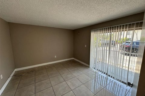 Condominio en alquiler en Fort Myers, Florida, 1 dormitorio, 60.39 m2 № 1866092 - foto 4