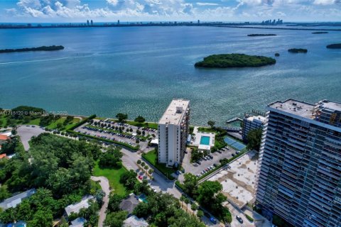 Condominio en venta en Miami, Florida, 1 dormitorio, 77.2 m2 № 1466813 - foto 30