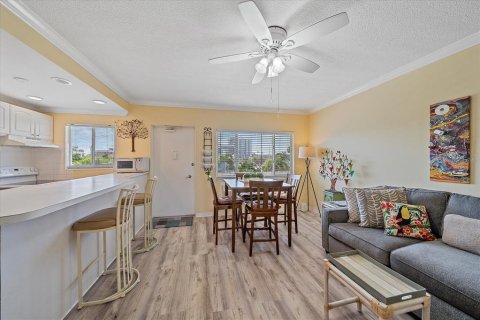 Condominio en venta en Sarasota, Florida, 1 dormitorio, 55.09 m2 № 1687400 - foto 18