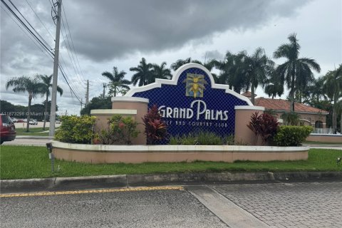 Casa en alquiler en Pembroke Pines, Florida, 3 dormitorios, 219.06 m2 № 1898074 - foto 1