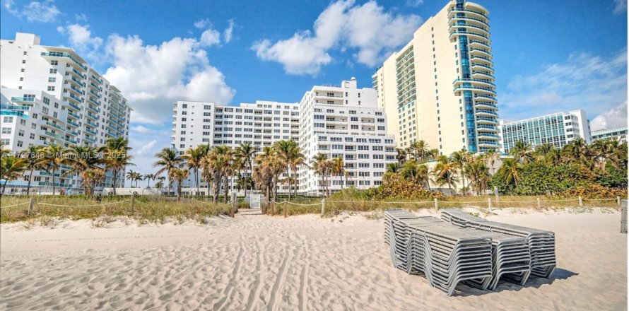 Condo à Miami Beach, Floride, 2 chambres № 1478098