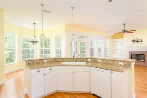 House in Tampa, Florida 4 bedrooms, 302.03 sq.m. № 1880766 - photo 16