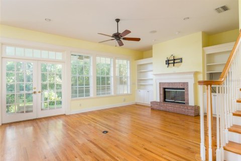 House in Tampa, Florida 4 bedrooms, 302.03 sq.m. № 1880766 - photo 9