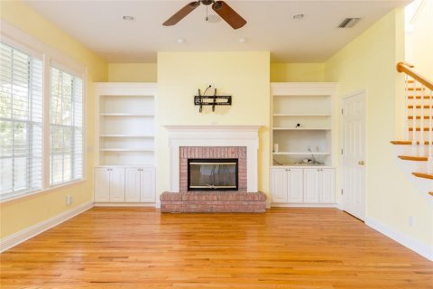House in Tampa, Florida 4 bedrooms, 302.03 sq.m. № 1880766 - photo 10