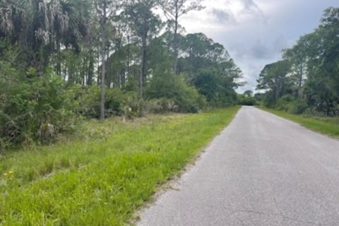 Land in North Port, Florida № 2165717 - photo 2