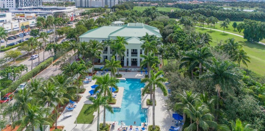 Condo in Doral, Florida, 1 bedroom  № 1887784