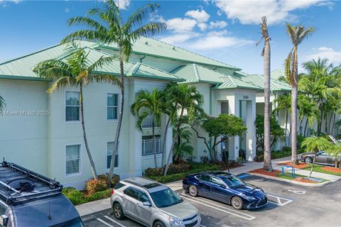 Condo in Doral, Florida, 1 bedroom  № 1887784 - photo 6