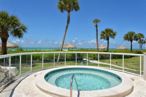 Condo in Longboat Key, Florida, 3 bedrooms  № 1197996 - photo 30