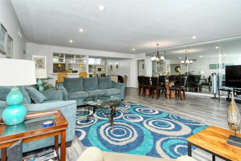 Condominio en venta en Longboat Key, Florida, 3 dormitorios, 180.32 m2 № 1197996 - foto 16