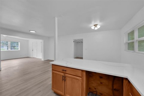 Villa ou maison à vendre à Jacksonville, Floride: 4 chambres, 146.04 m2 № 2150223 - photo 5
