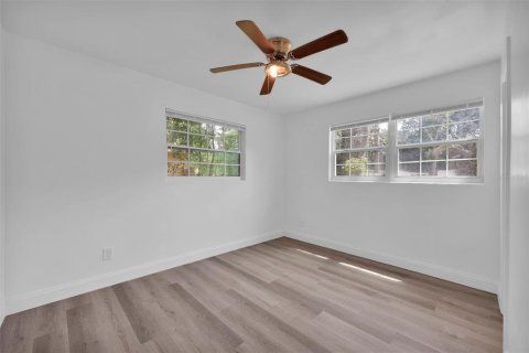 Villa ou maison à vendre à Jacksonville, Floride: 4 chambres, 146.04 m2 № 2150223 - photo 15
