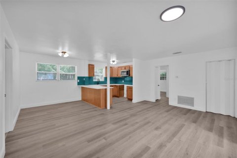 Villa ou maison à vendre à Jacksonville, Floride: 4 chambres, 146.04 m2 № 2150223 - photo 6