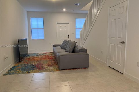 Townhouse in Fort Lauderdale, Florida 3 bedrooms, 139.91 sq.m. № 1942162 - photo 11
